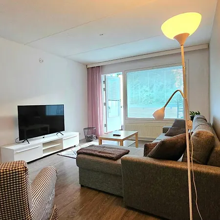 Apartamento Tilava Kaksio, Saunalla Ja Saehkoeauton Latauksella. *