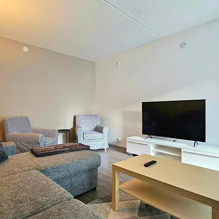 Tilava Kaksio, Saunalla Ja Saehkoeauton Latauksella. * Tampere